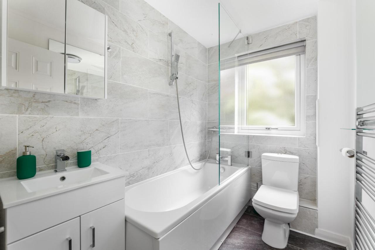 City Centre Stylish Apartment With Free Parking Единбург Екстер'єр фото