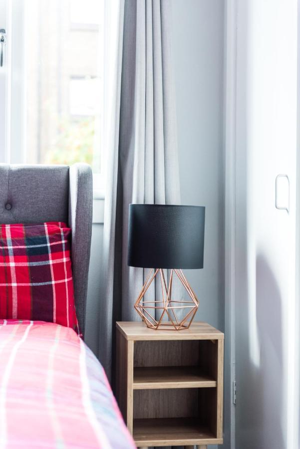 City Centre Stylish Apartment With Free Parking Единбург Екстер'єр фото
